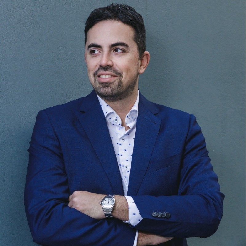 Portrait of Harry Karpouzis